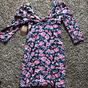 BillaBong Dress, never worn. Tags.